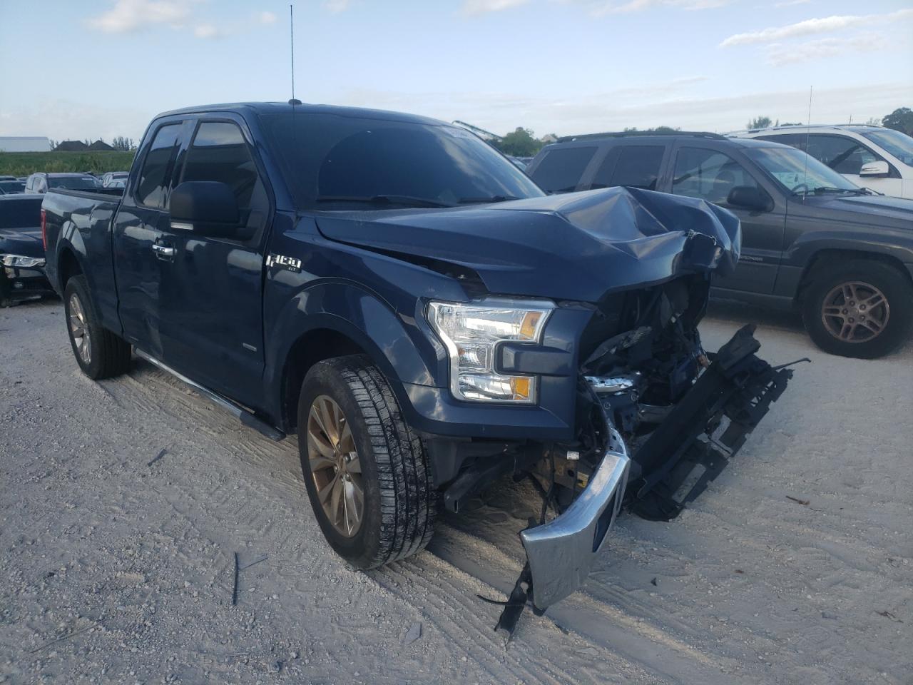 FORD F150 SUPER 2016 with VIN 1FTEX1CP5GFD48660 - Photo from auction