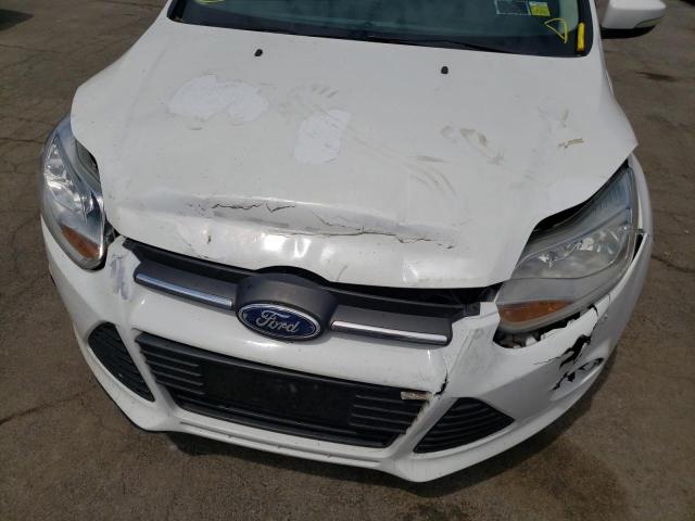 Photo 9 from auction – 2014 FORD FOCUS SE with VIN 1FADP3F26EL395319