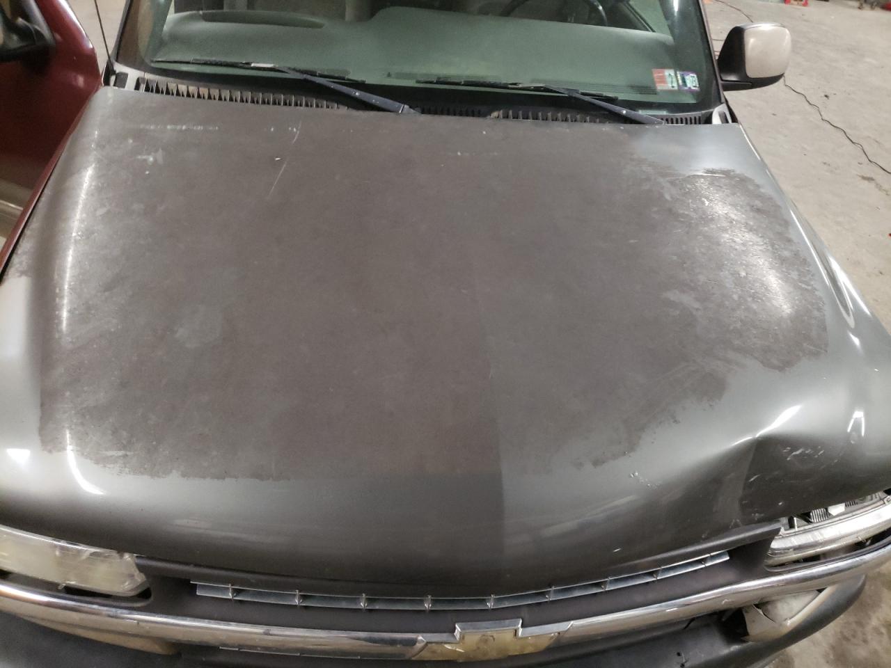 Photo 7 from auction – 2000 CHEVROLET SILVERADO with VIN 1GCEK14T2YE225500