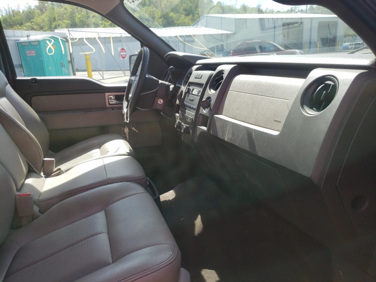 Photo 5 from auction – 2009 FORD F150 SUPER with VIN 1FTRW12WX9FB41357