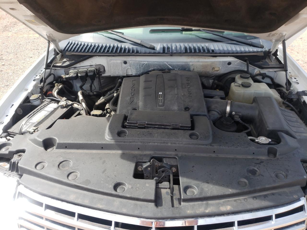 Foto 7 de la subasta – 2011 LINCOLN NAVIGATOR con VIN 5LMJJ2H58BEJ02609
