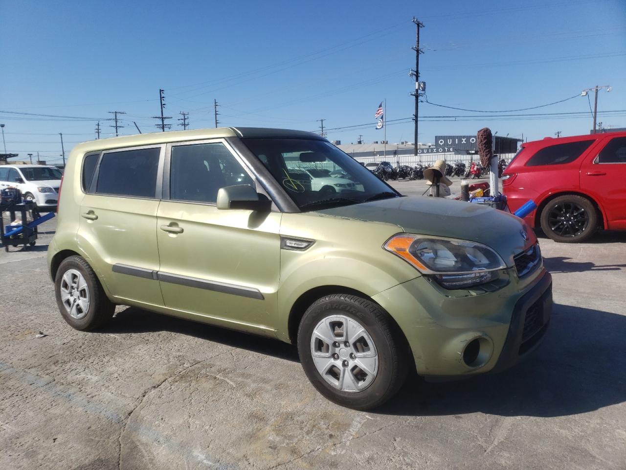 KIA SOUL 2013 with VIN KNDJT2A57D7541948 - Photo from auction