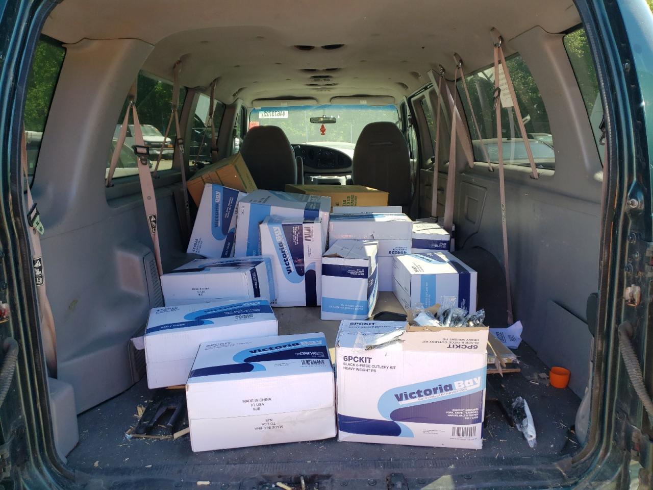 Photo 6 from auction – 2001 FORD ECONOLINE with VIN 1FBSS31L01HA08099