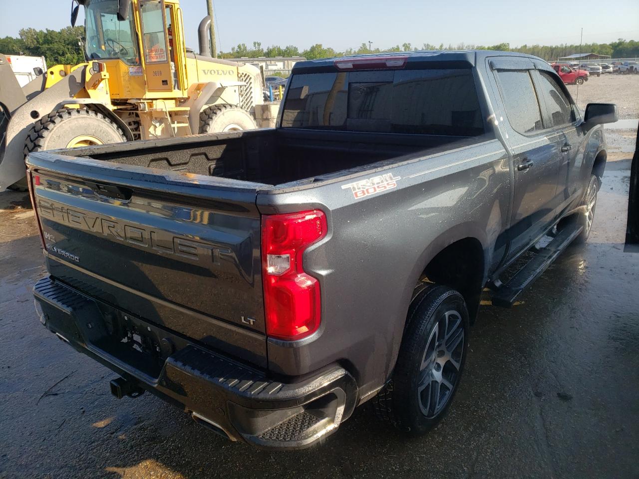 Photo 4 from auction – 2020 CHEVROLET SILVERADO with VIN 3GCPYFED4LG302834