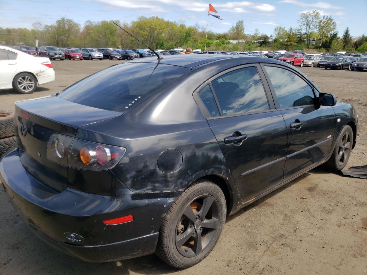 Photo 4 from auction – 2005 MAZDA 3 S with VIN JM1BK123651236315