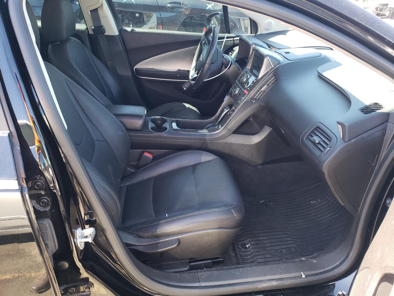 Photo 5 from auction – 2013 CHEVROLET VOLT with VIN 1G1RH6E49DU144507