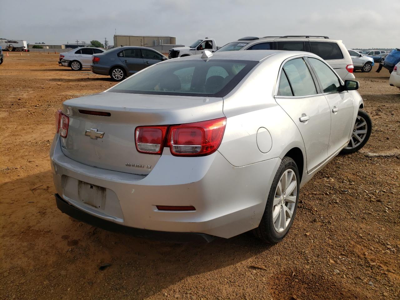 Photo 4 from auction – 2014 CHEVROLET MALIBU 2LT with VIN 1G11E5SL5EF124479