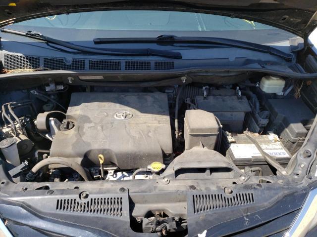 Photo 7 from auction – 2015 TOYOTA SIENNA LE with VIN 5TDKK3DC5FS655866