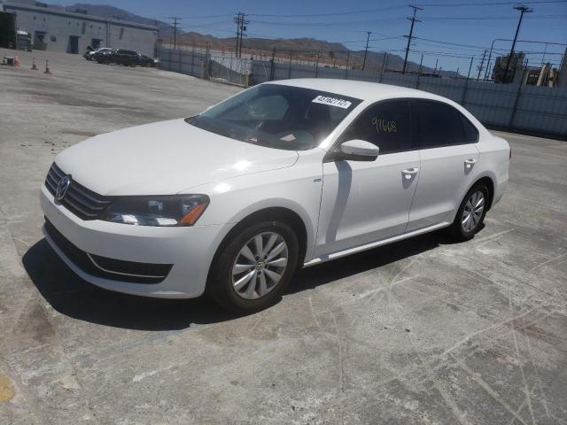 Photo 2 from auction – 2015 VOLKSWAGEN PASSAT S with VIN 1VWAT7A34FC053883