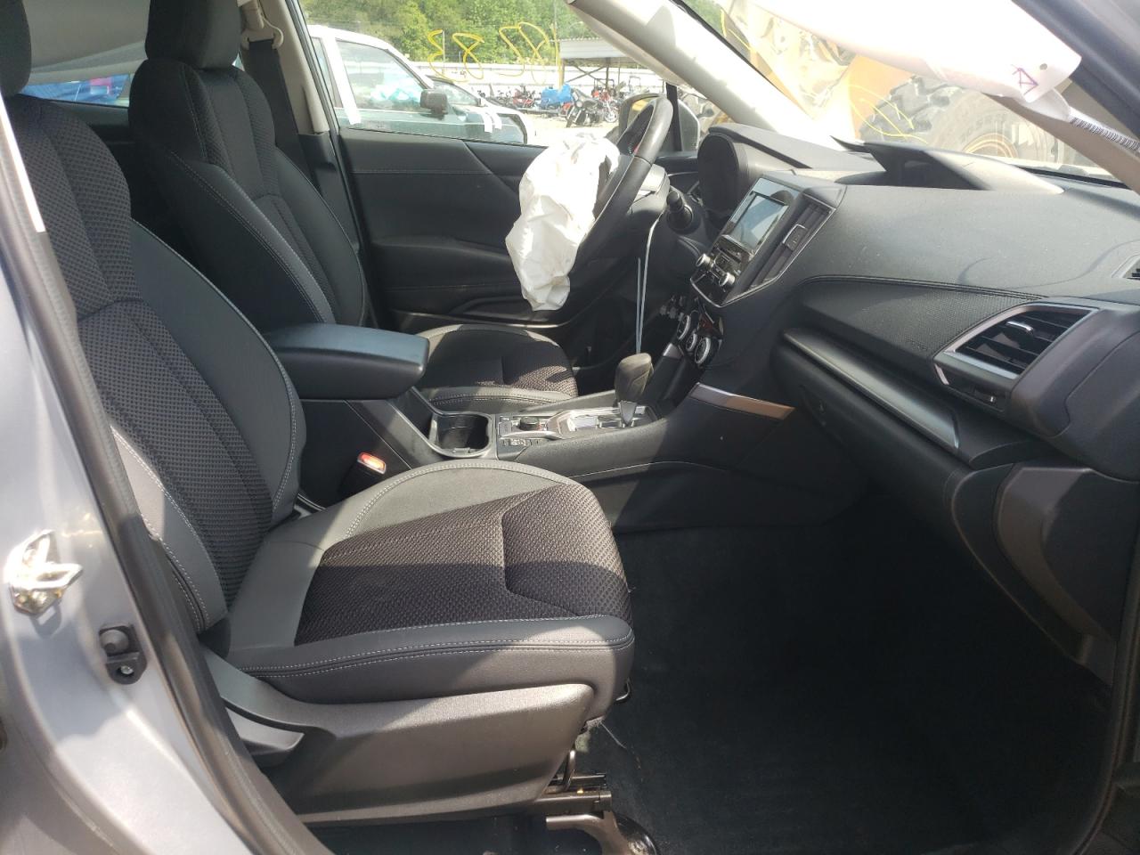 Photo 5 from auction – 2021 SUBARU FORESTER P with VIN JF2SKAJC5MH433792