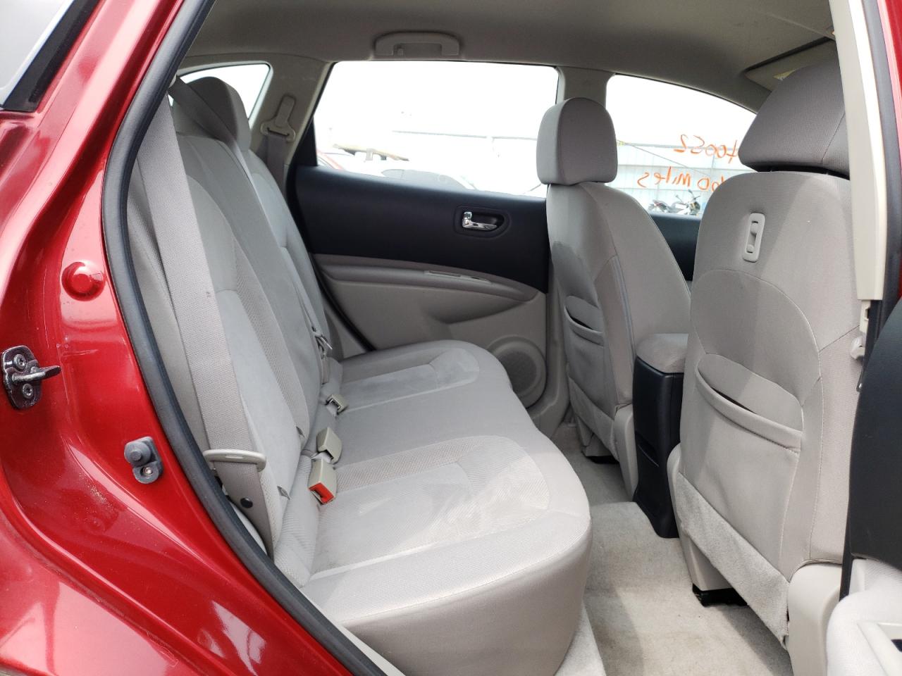 Photo 6 from auction – 2011 NISSAN ROGUE S with VIN JN8AS5MV9BW298912