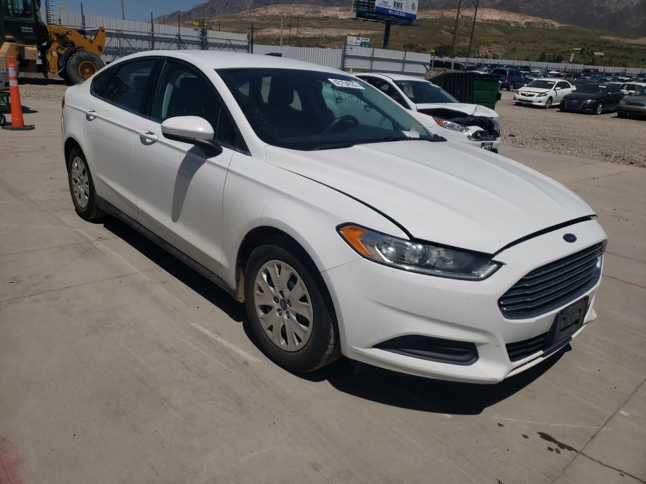 FORD FUSION S 2013 with VIN 3FA6P0G77DR348950 - Photo from auction