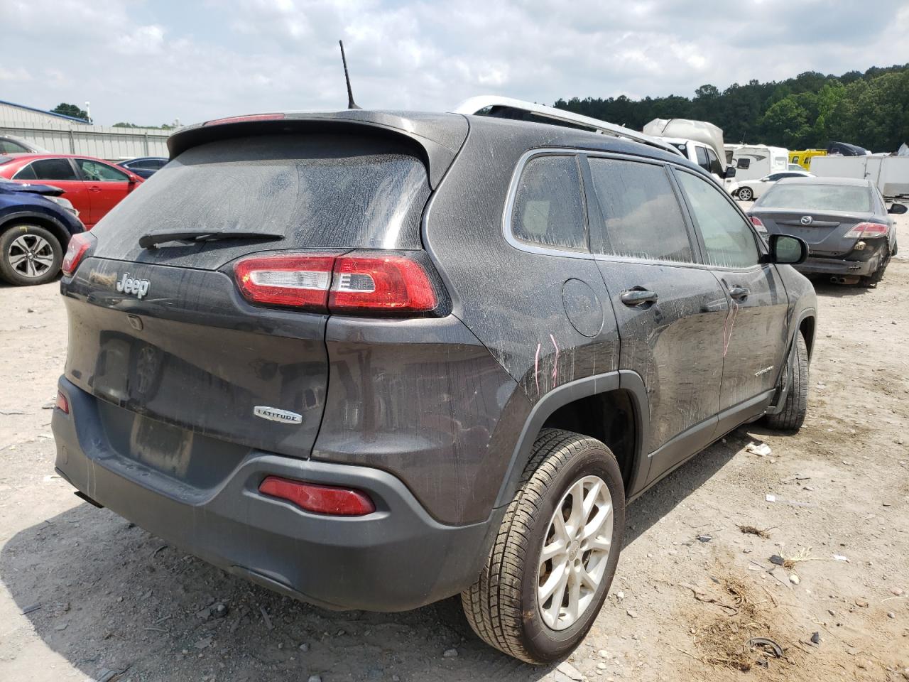 Photo 4 from auction – 2017 JEEP CHEROKEE L with VIN 1C4PJLCB4HW548313