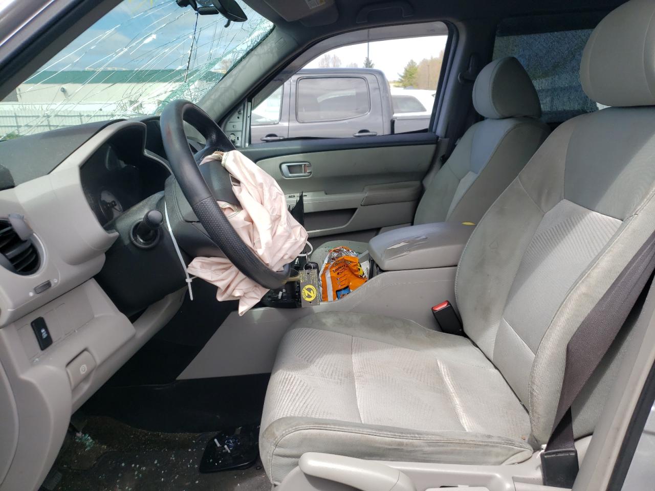 Photo 5 from auction – 2013 HONDA PILOT LX with VIN 5FNYF4H22DB079306