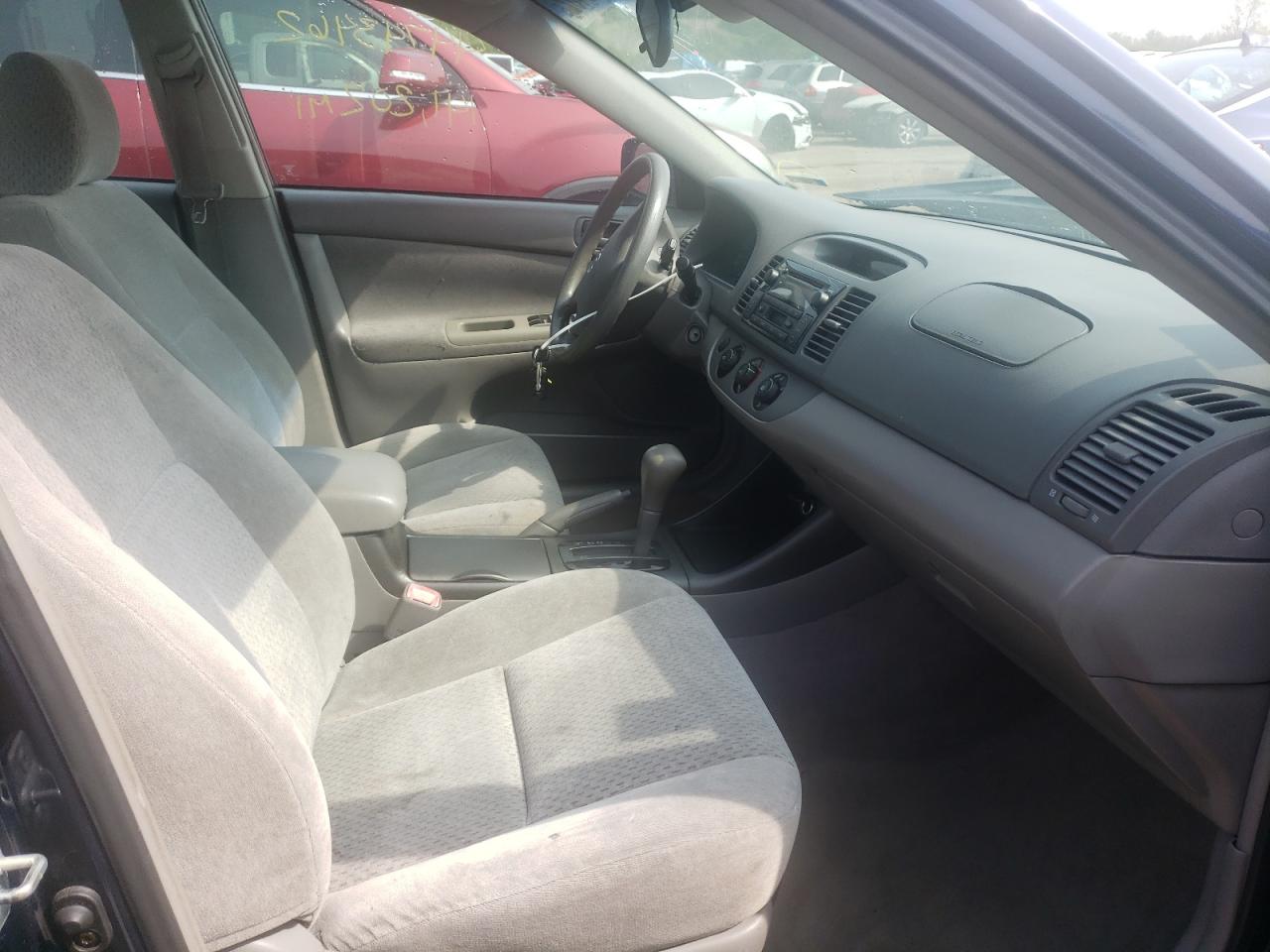 Photo 5 from auction – 2004 TOYOTA CAMRY LE with VIN 4T1BE32K74U301756
