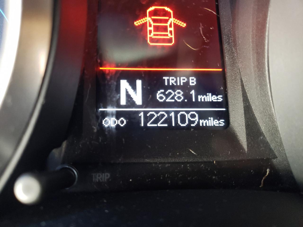 Photo 8 from auction – 2014 TOYOTA COROLLA L with VIN 2T1BURHE3EC124715