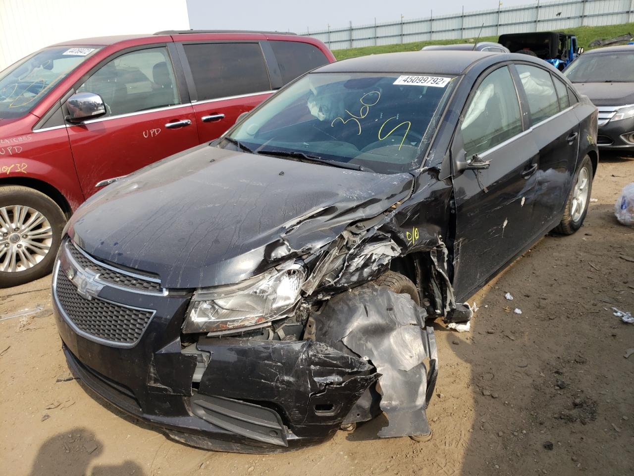 Photo 2 from auction – 2014 CHEVROLET CRUZE LT with VIN 1G1PC5SB4E7311634