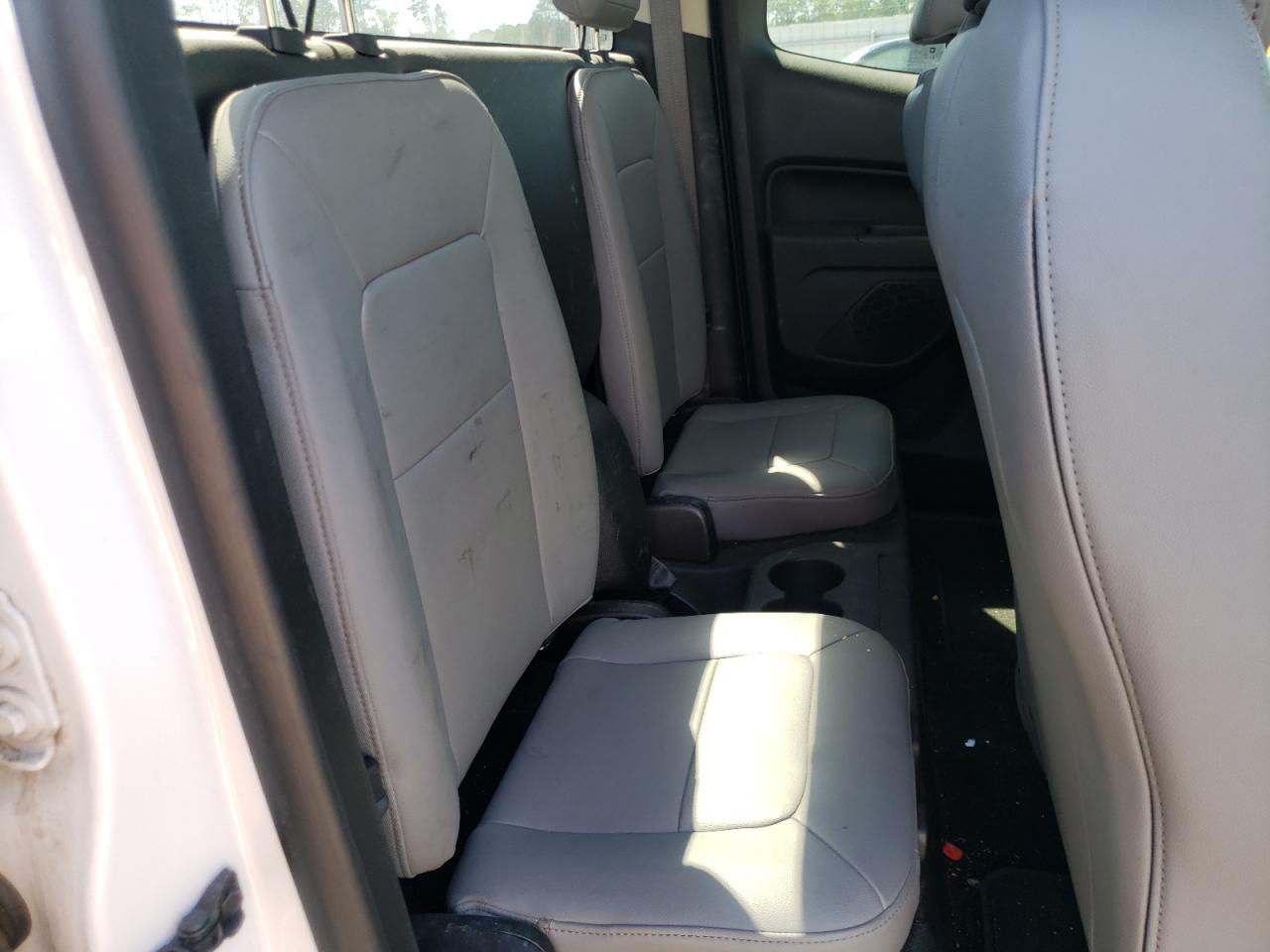Photo 6 from auction – 2017 CHEVROLET COLORADO with VIN 1GCHSBEA3H1185418