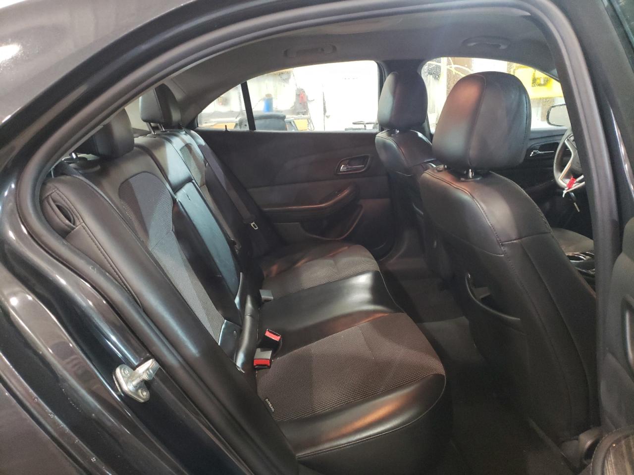 Photo 6 from auction – 2014 CHEVROLET MALIBU 1LT with VIN 1G11C5SL6EF175933