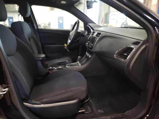 Photo 5 from auction – 2012 CHRYSLER 200 TOURIN with VIN 1C3CCBBGXCN210871