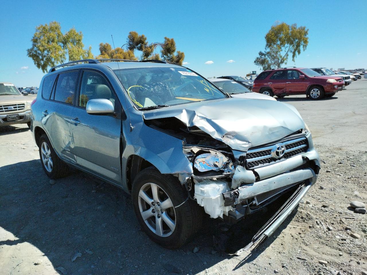 Photo 1 from auction – 2008 TOYOTA RAV4 LIMIT with VIN JTMBD31V185137214