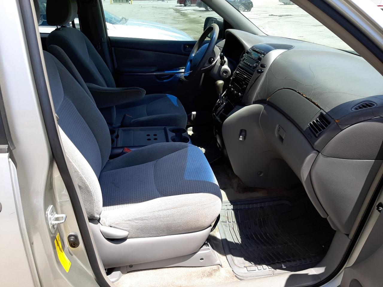 Photo 5 from auction – 2006 TOYOTA SIENNA CE with VIN 5TDZA23C46S517068