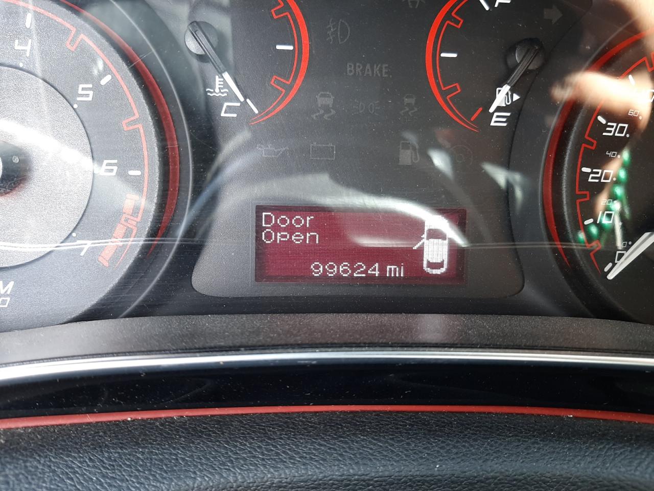 Photo 8 from auction – 2015 DODGE DART SXT with VIN 1C3CDFBB0FD378523