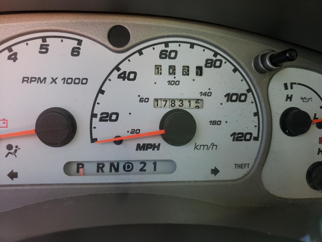 Photo 8 from auction – 2002 FORD EXPLORER S with VIN 1FMZU77E12UC75969