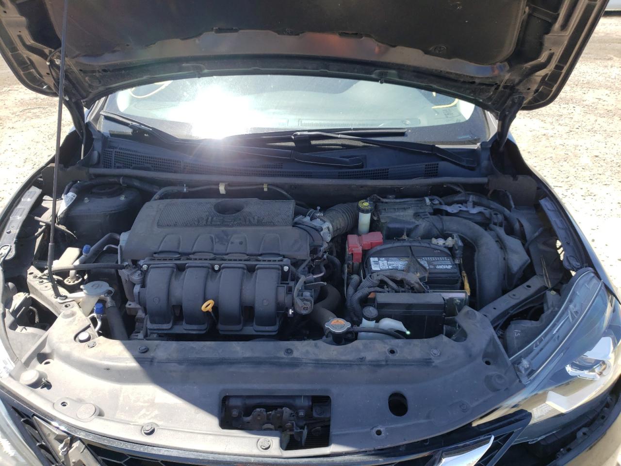 Photo 7 from auction – 2017 NISSAN SENTRA S with VIN 3N1AB7AP4HY402076