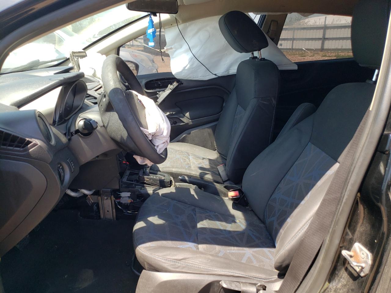Photo 5 from auction – 2012 FORD FIESTA with VIN 3FADP4BJXCM121037