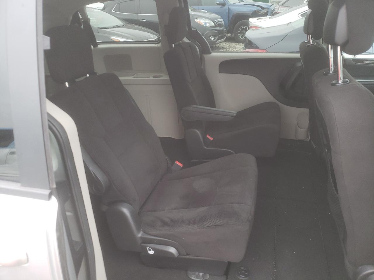 Photo 6 from auction – 2012 DODGE GRAND CARA with VIN 2C4RDGCG8CR324076