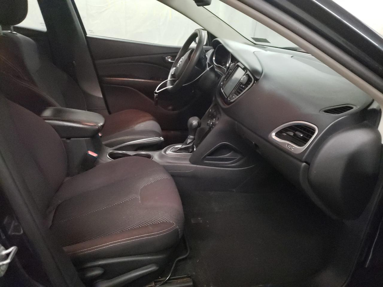 Photo 5 from auction – 2014 DODGE DART SXT with VIN 1C3CDFBB9ED670010