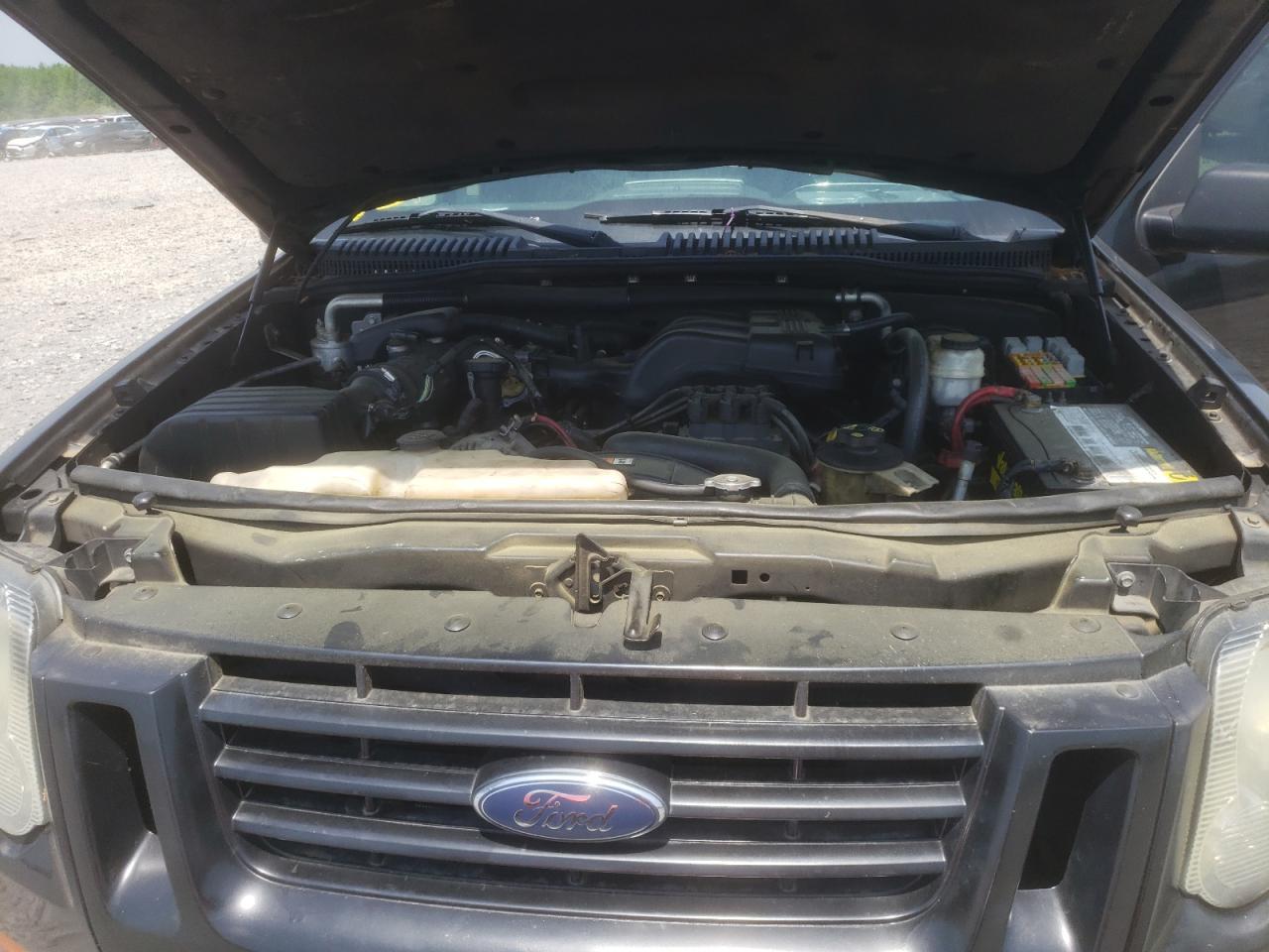 Photo 7 from auction – 2007 FORD EXPLORER X with VIN 1FMEU63E07UA61755