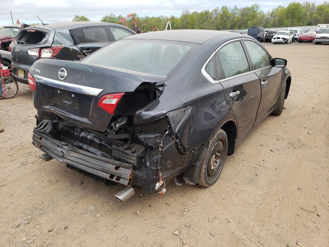 Photo 4 from auction – 2017 NISSAN ALTIMA 2.5 with VIN 1N4AL3AP6HC273243