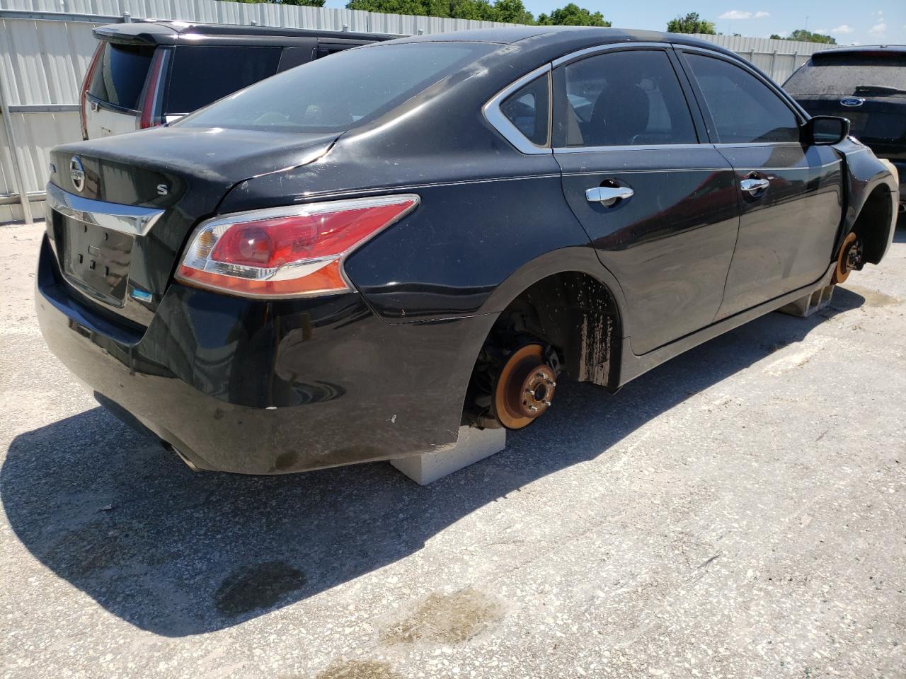 Photo 4 from auction – 2013 NISSAN ALTIMA 2.5 with VIN 1N4AL3AP7DC181309