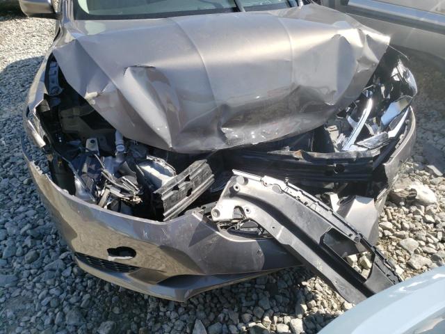 Photo 9 from auction – 2017 NISSAN SENTRA S with VIN 3N1AB7AP3HL639767
