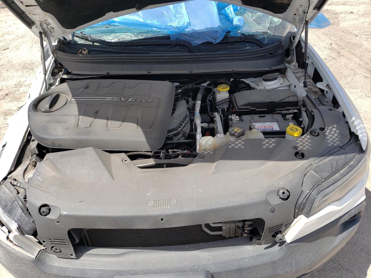 Photo 7 from auction – 2019 JEEP CHEROKEE T with VIN 1C4PJMBX6KD140174