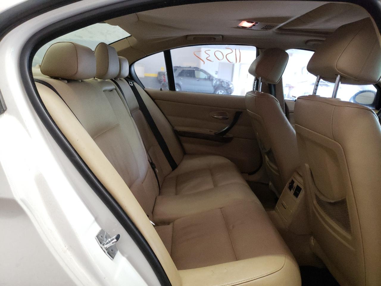 Photo 6 from auction – 2008 BMW 328 I with VIN WBAVA33508KX87377