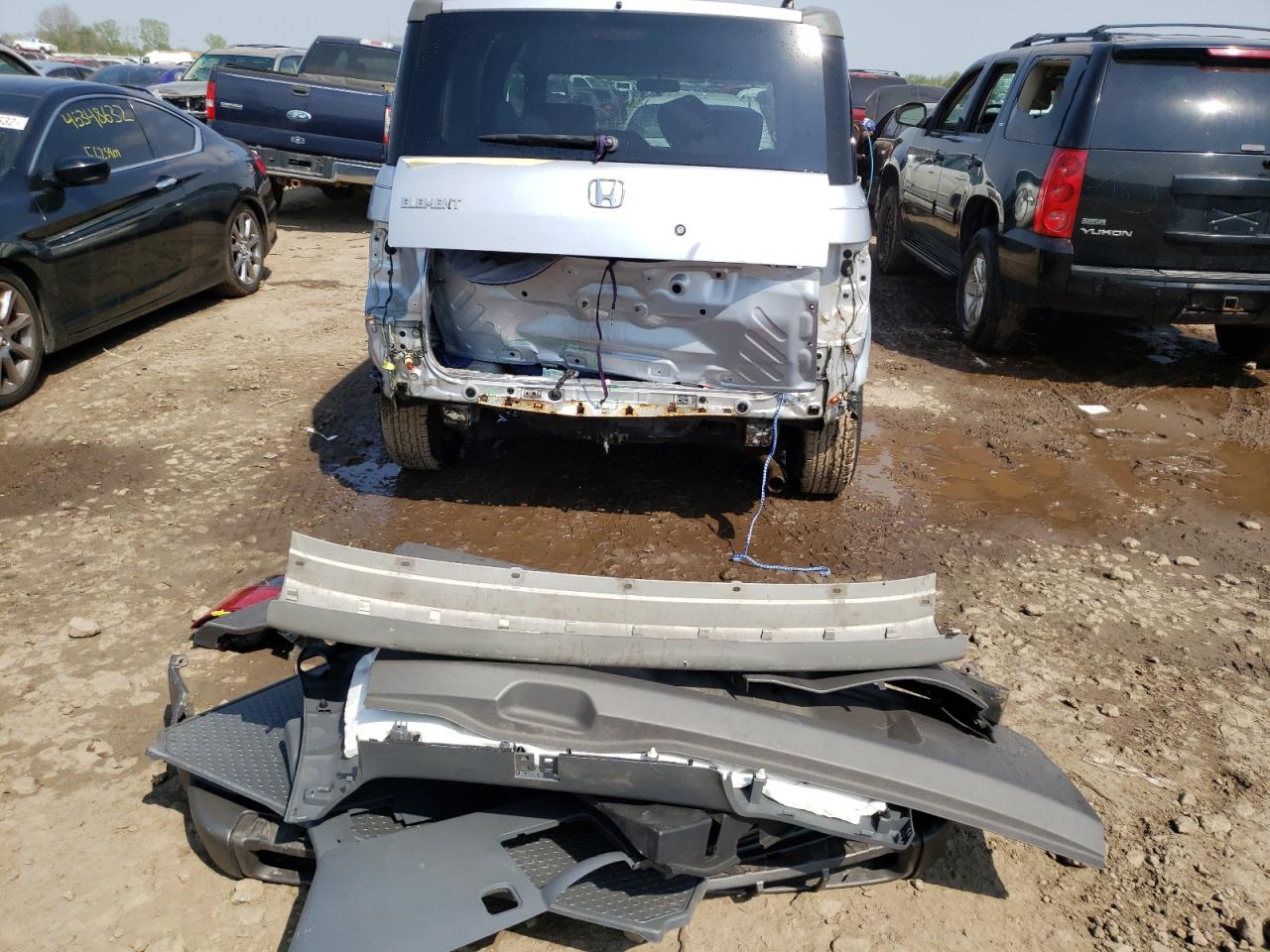 Photo 9 from auction – 2003 HONDA ELEMENT EX with VIN 5J6YH28593L031347