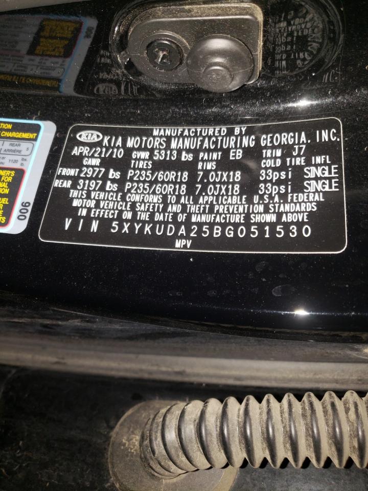 Photo 10 from auction – 2011 KIA SORENTO EX with VIN 5XYKUDA25BG051530