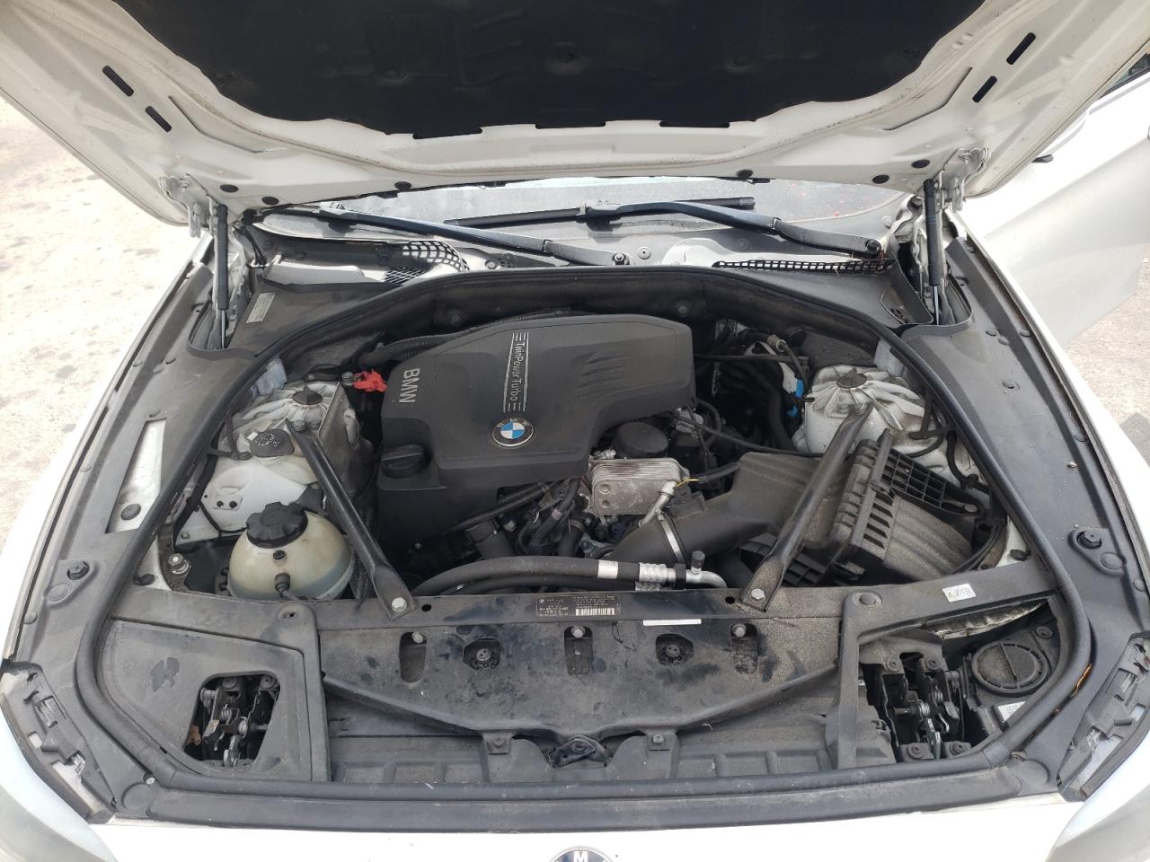 Photo 7 from auction – 2012 BMW 528 XI with VIN WBAXH5C51CDW09748