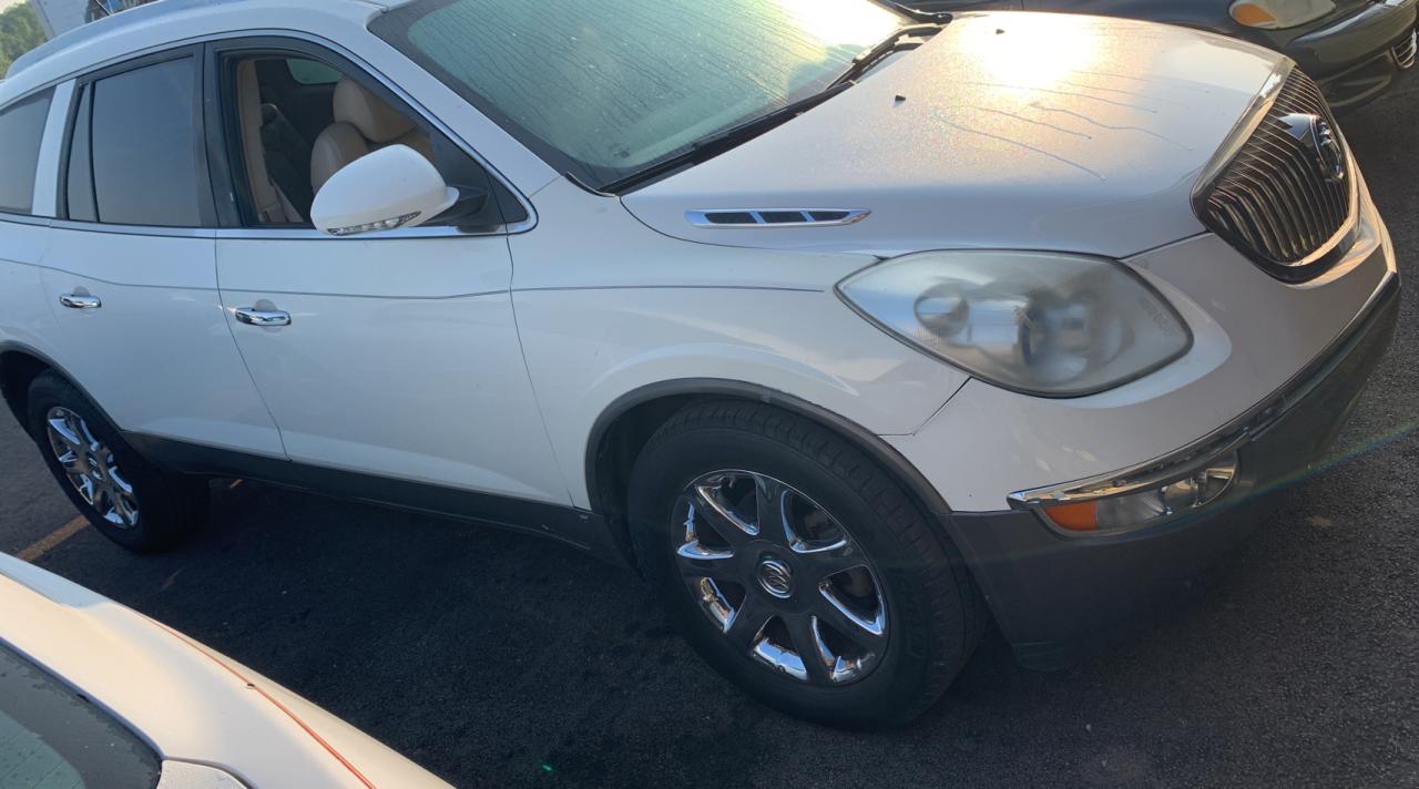 BUICK ENCLAVE CX 2008 with VIN 5GAER23718J223641 - Photo from auction