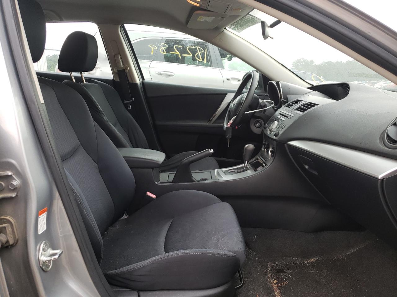 Foto 5 de la subasta – 2011 MAZDA 3 S con VIN JM1BL1K56B1450294