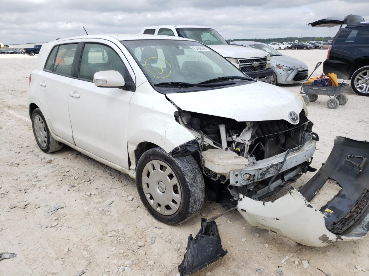TOYOTA SION 2008 with VIN JTKKU10408J023945 - Photo from auction