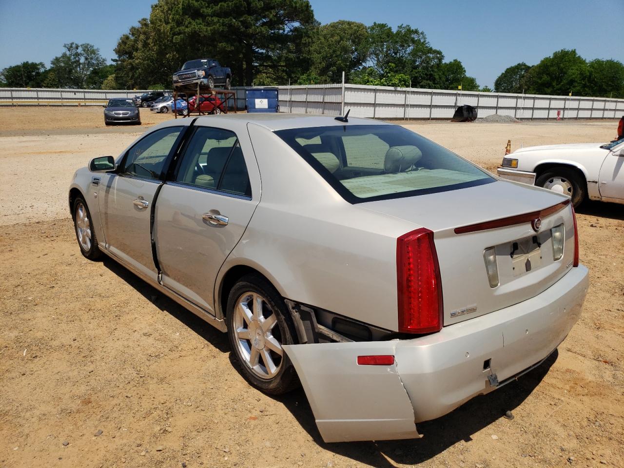 Photo 3 from auction – 2008 CADILLAC STS with VIN 1G6DK67V180191555