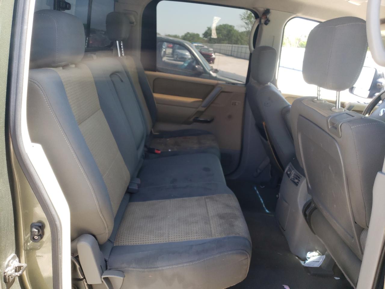 Photo 6 from auction – 2004 NISSAN TITAN XE with VIN 1N6AA07A74N503398