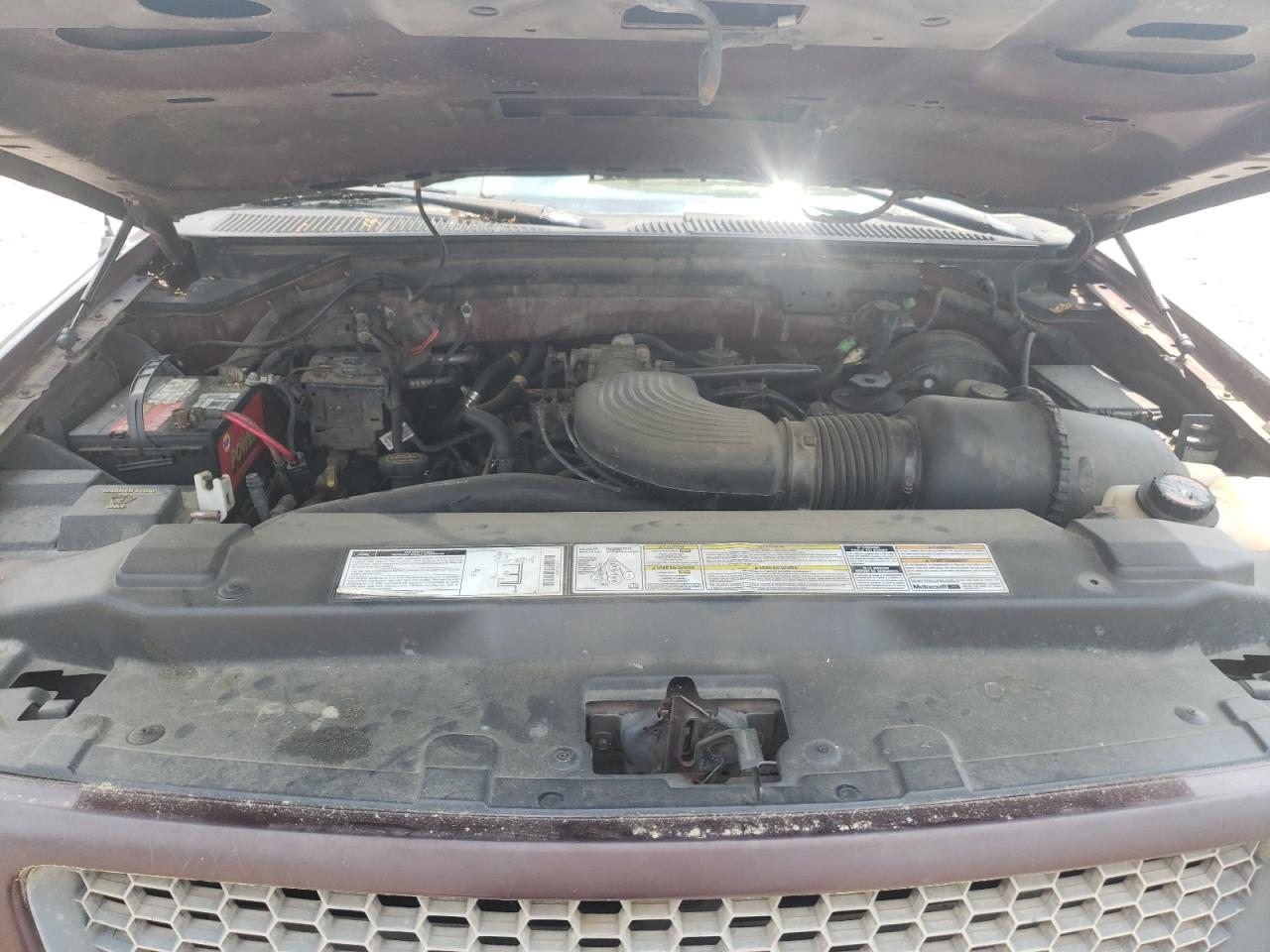 Photo 7 from auction – 2000 FORD F150 with VIN 1FTPX17L0YNB63651