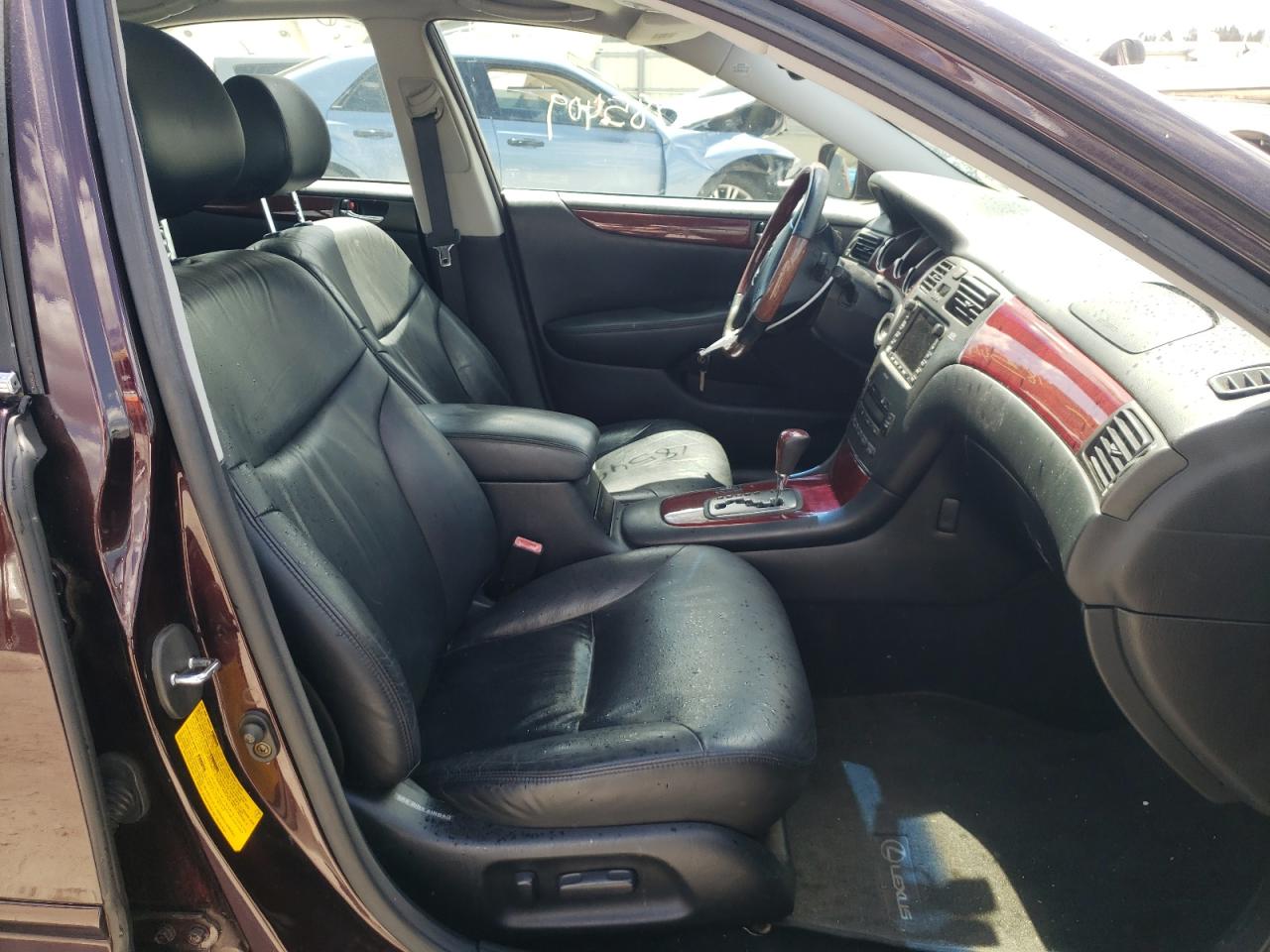Photo 5 from auction – 2002 LEXUS ES 300 with VIN JTHBF30G525029195