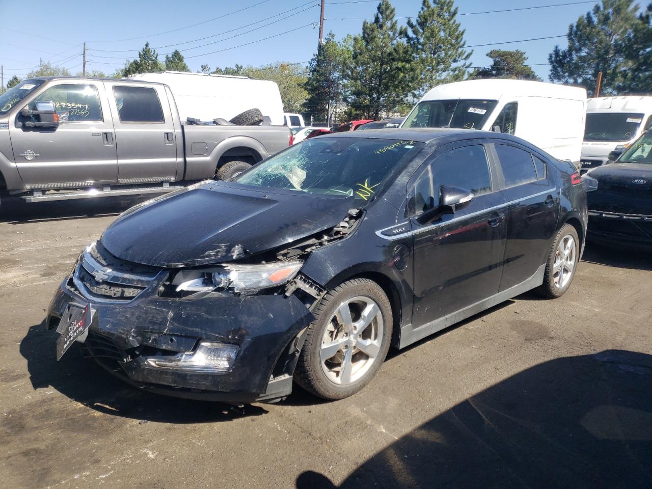 Photo 2 from auction – 2013 CHEVROLET VOLT with VIN 1G1RH6E4XDU137940