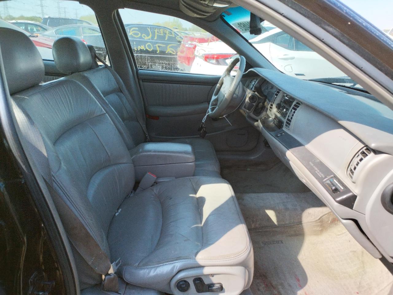 Photo 5 from auction – 2001 BUICK PARK AVENU with VIN 1G4CU541414192479